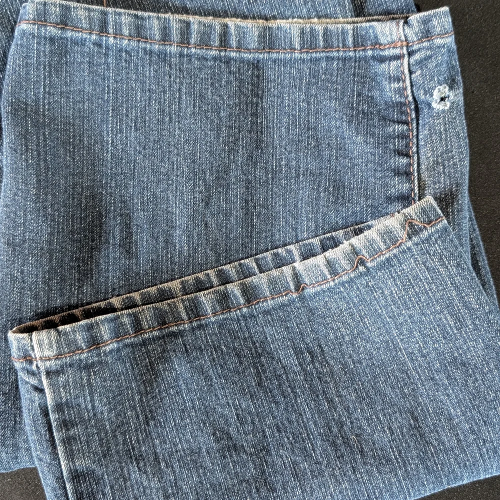 Style&Co. Women's Medium Wash Blue‎ Denim Jeans Stretch 5-Pocket Design